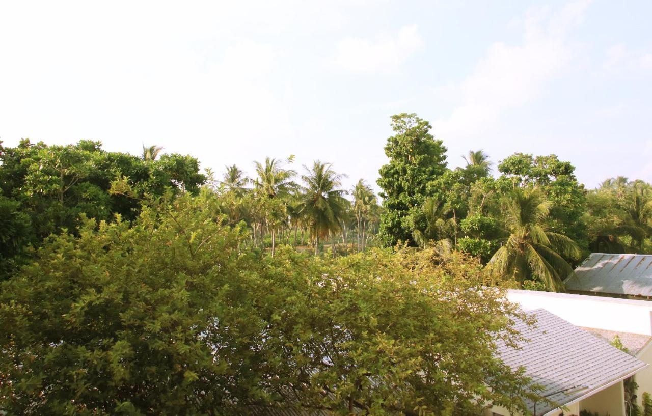 Muraka Inn Thoddoo Exterior foto